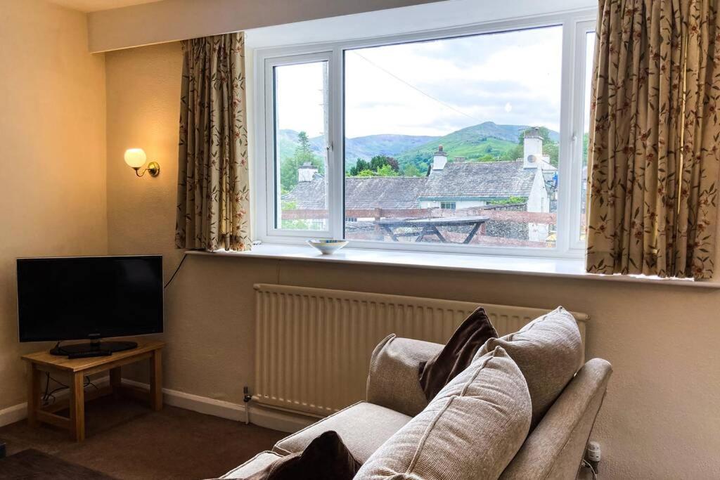 Lane Foot Family Accommodation Winter Deals Nov To March On 3 Nts Or More Ембълсайд Екстериор снимка